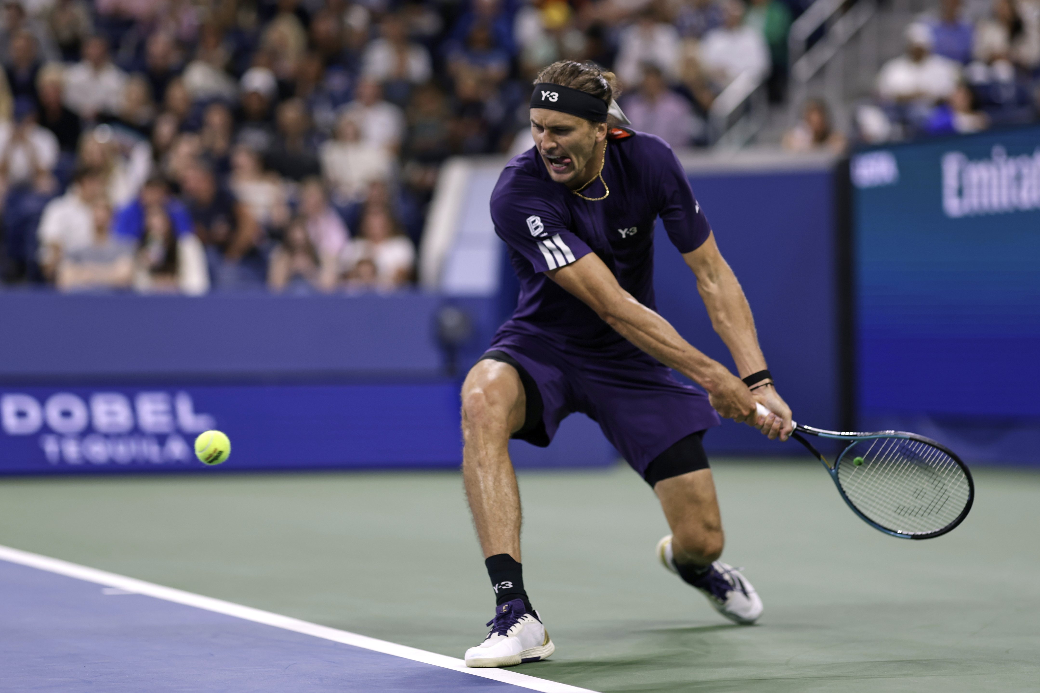 关于英国网球队绝杀法国网球队，兹维列夫惊艳世界的信息