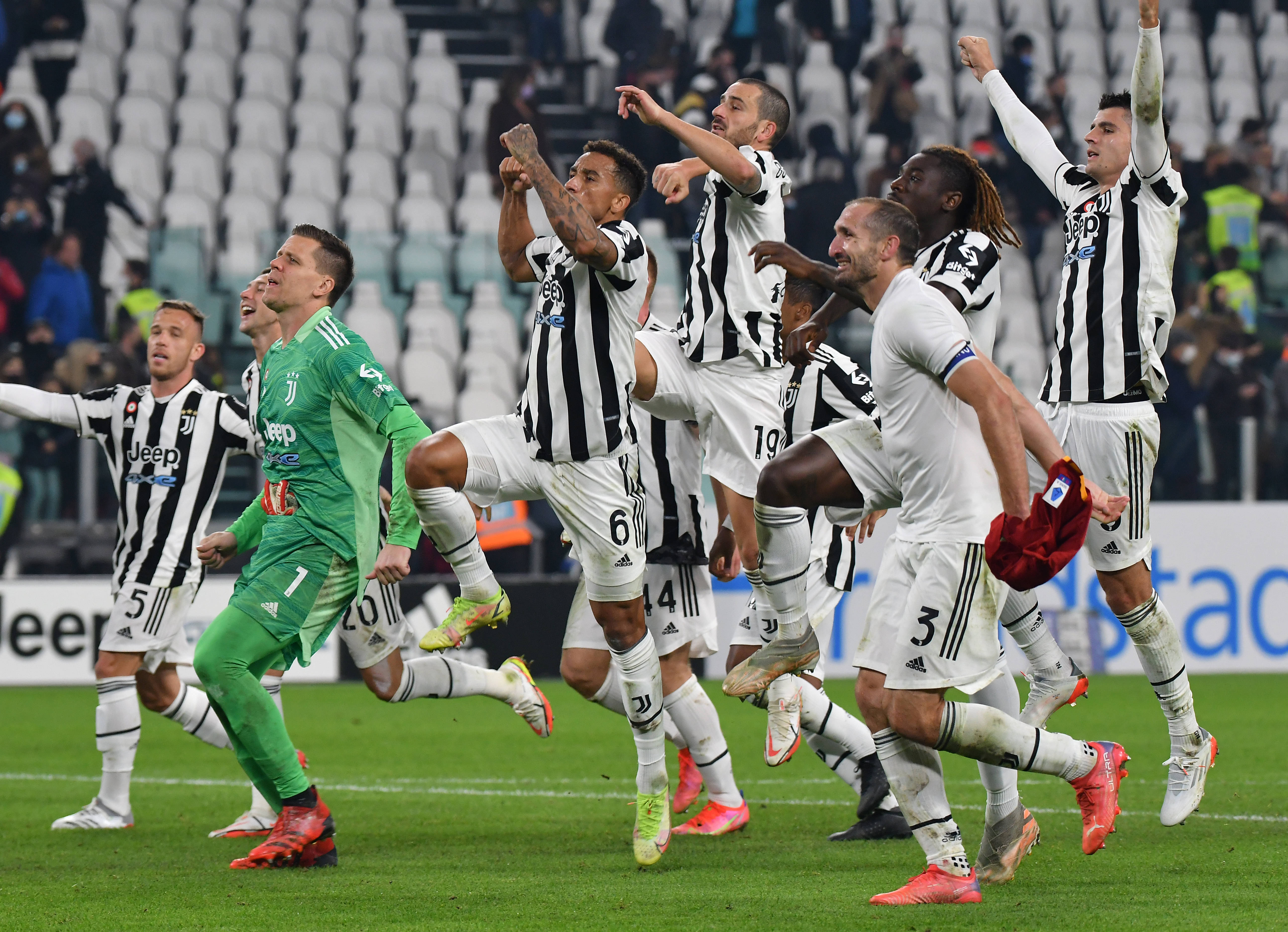 关于尤文图斯全取三分,排名升至前四的信息 关于尤文图斯全取三分,排名升至前四的信息