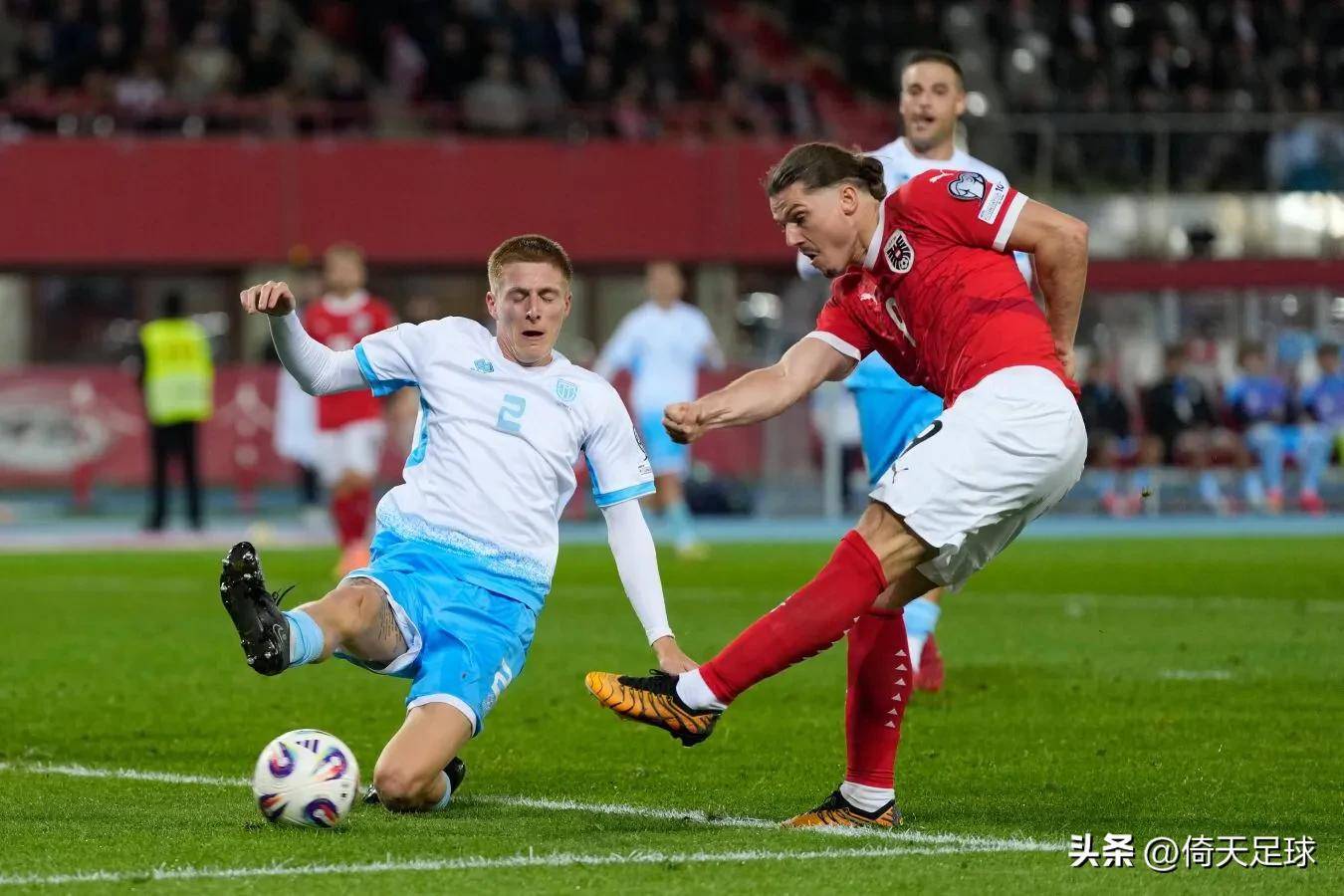 关于爱尔兰传奇球员接受采访，表示将继续为球队效力的信息