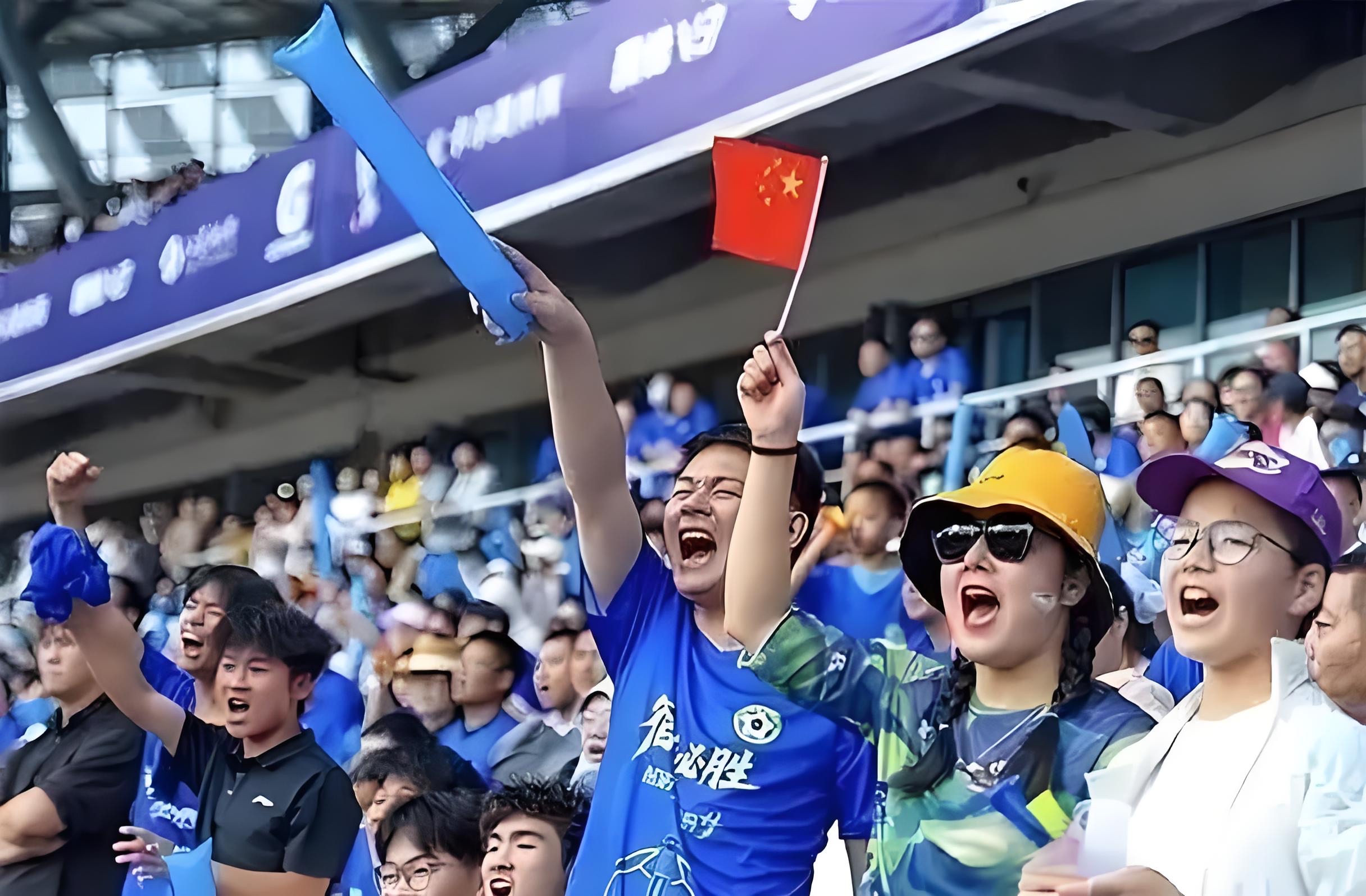 中国足球联赛中球员们的超凡演出