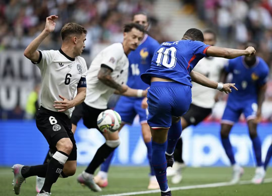 关于意大利国家队在欧预赛中遇强手的信息 关于意大利国家队在欧预赛中遇强手的信息