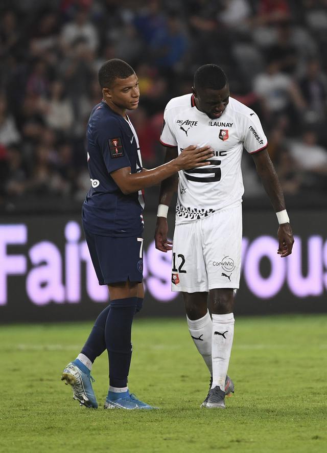 前哨战瑞士队与法国队激战