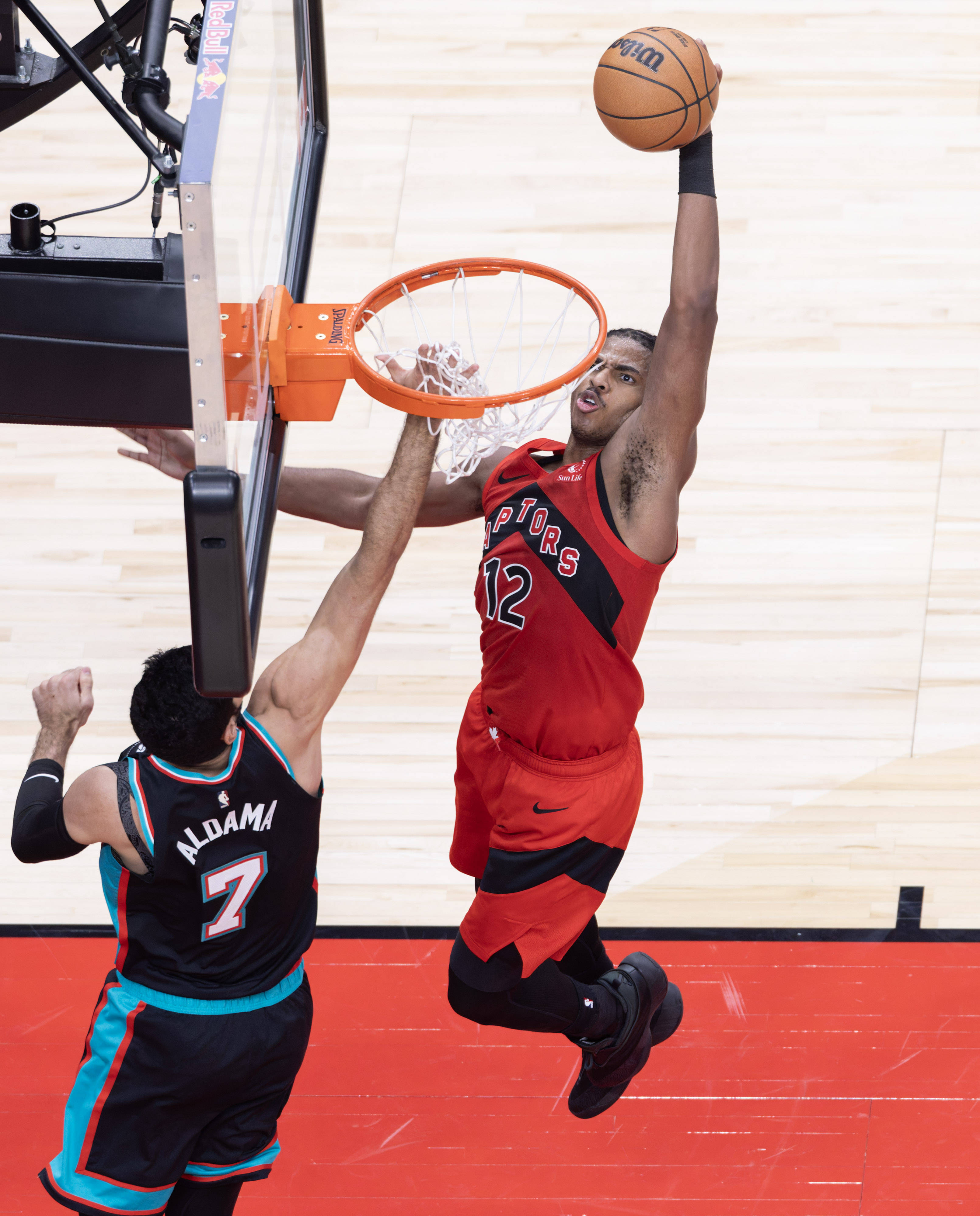 骑士胜灰熊,詹姆斯全方位发挥 骑士胜灰熊,詹姆斯全方位发挥