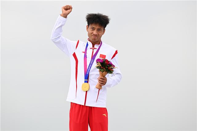 泰国游泳名将再获金牌，向个人第二枚迈进的简单介绍