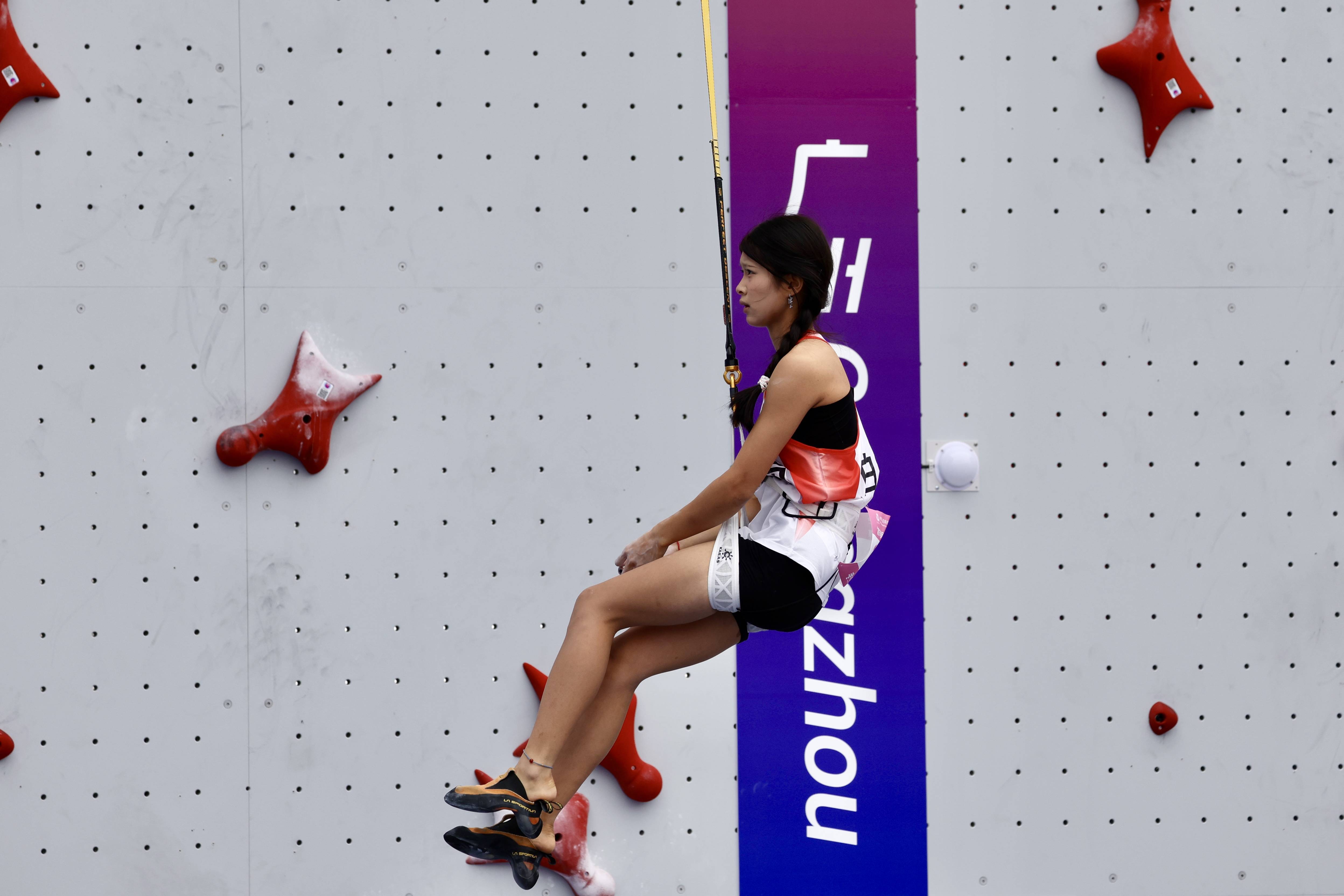 运动员发挥出色,成功进入决赛 运动员发挥出色,成功进入决赛