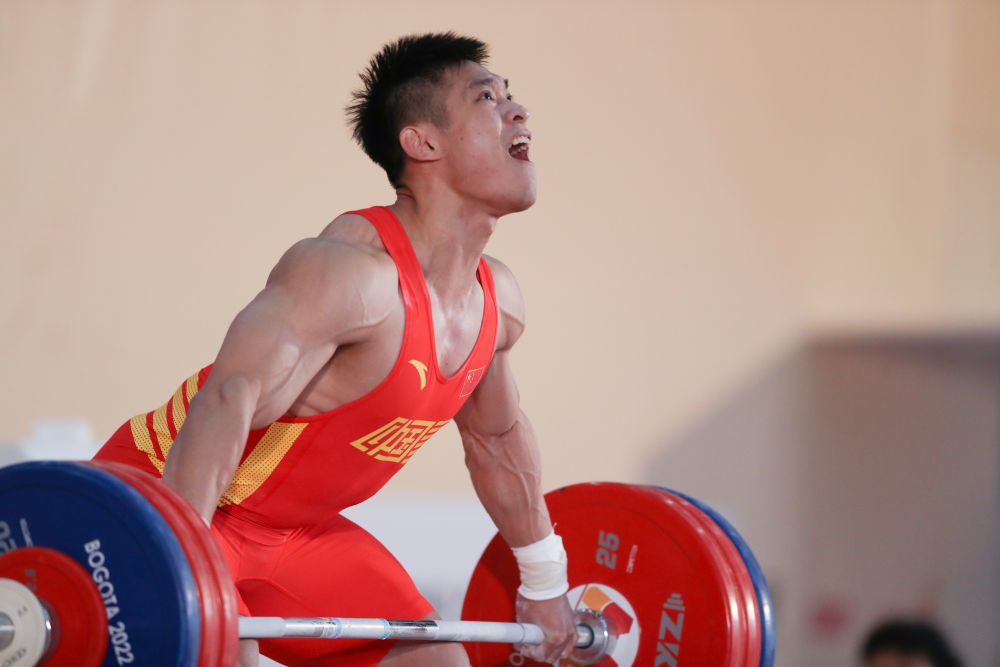 九游娱乐-墨西哥代表团在举重比赛中斩获奖牌