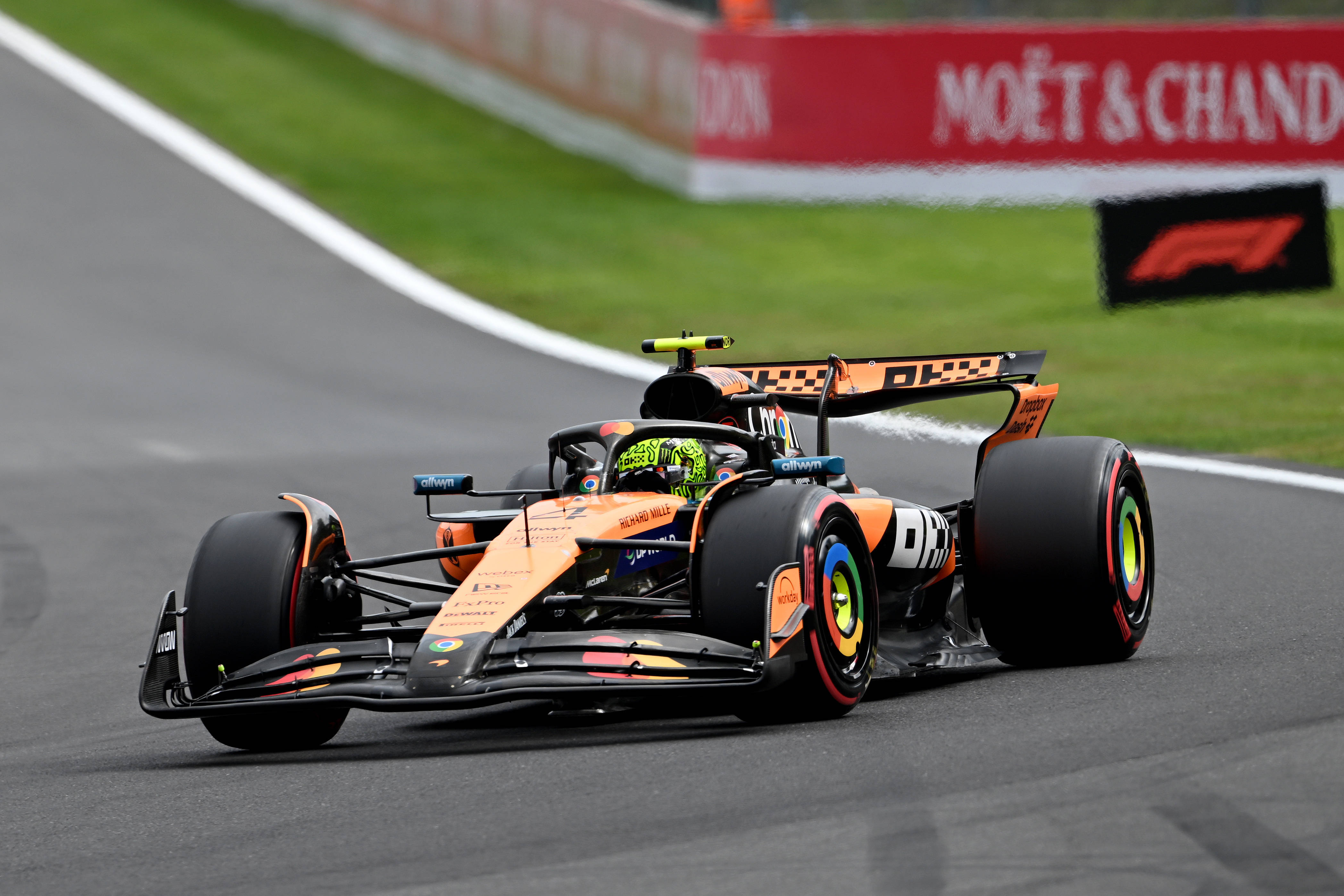 包含威廉姆斯翻盘红牛车队,勒克莱尔惊艳四座的词条 包含威廉姆斯翻盘红牛车队,勒克莱尔惊艳四座的词条