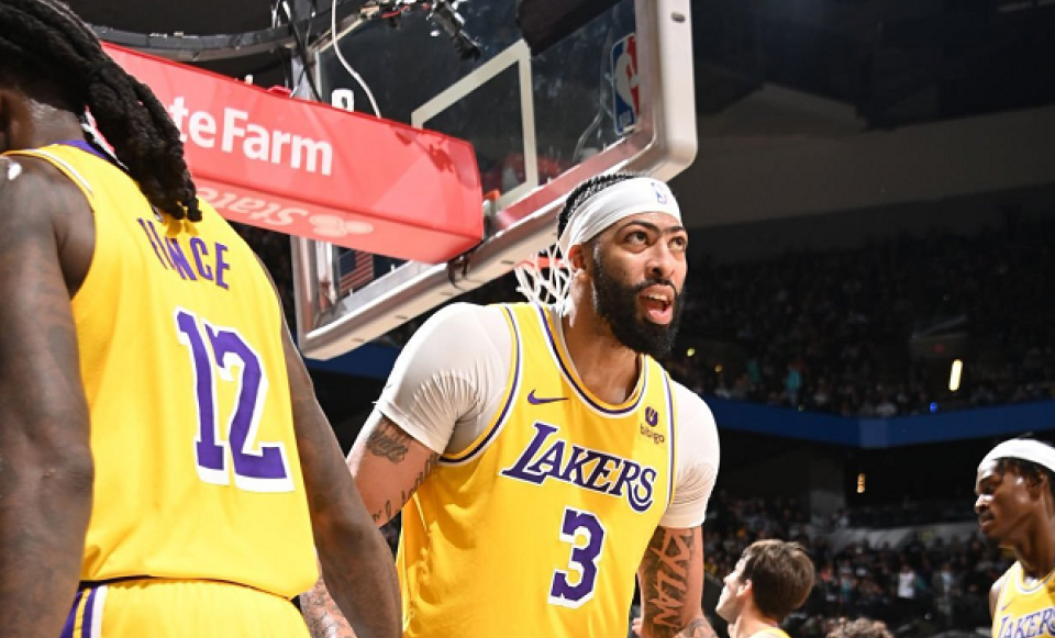 九游体育官方入口-关于雷霆碾压马刺,浓眉哥高光表现的信息