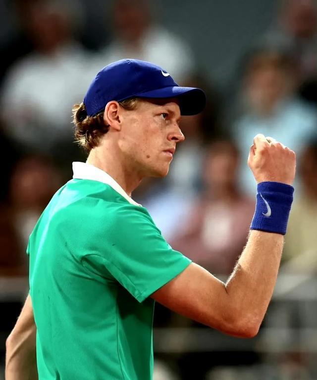 九游娱乐官方-年终总决赛横扫法网，辛纳扛起全队的简单介绍