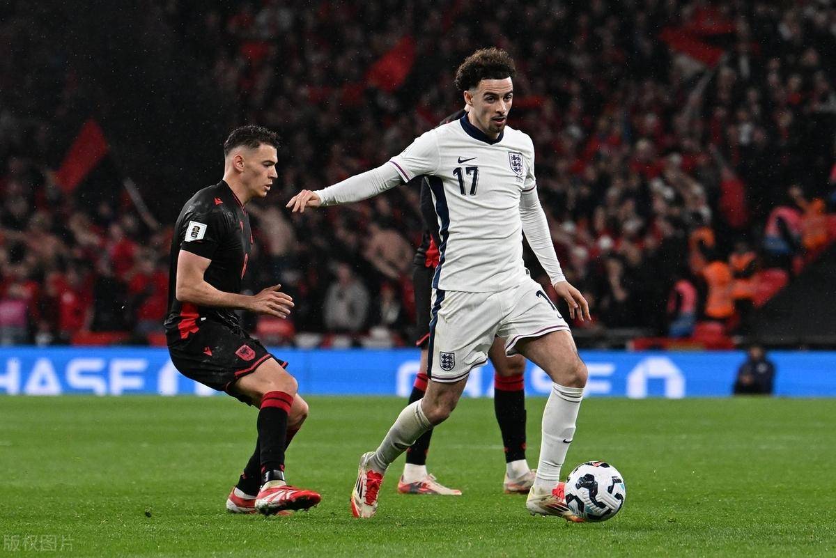 巴西逆转英格兰，若日尼奥状态火热