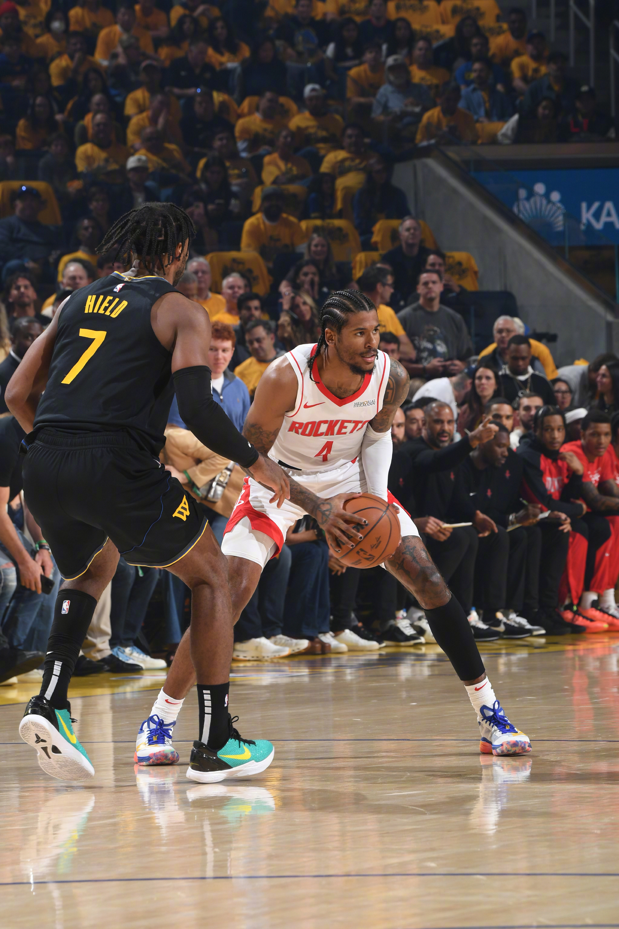 火箭险胜北京队，字母哥统治全场