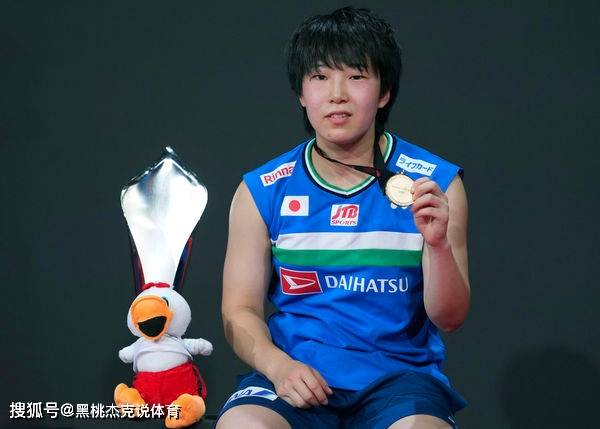 日本队完胜丹麦队，安赛龙扛起全队