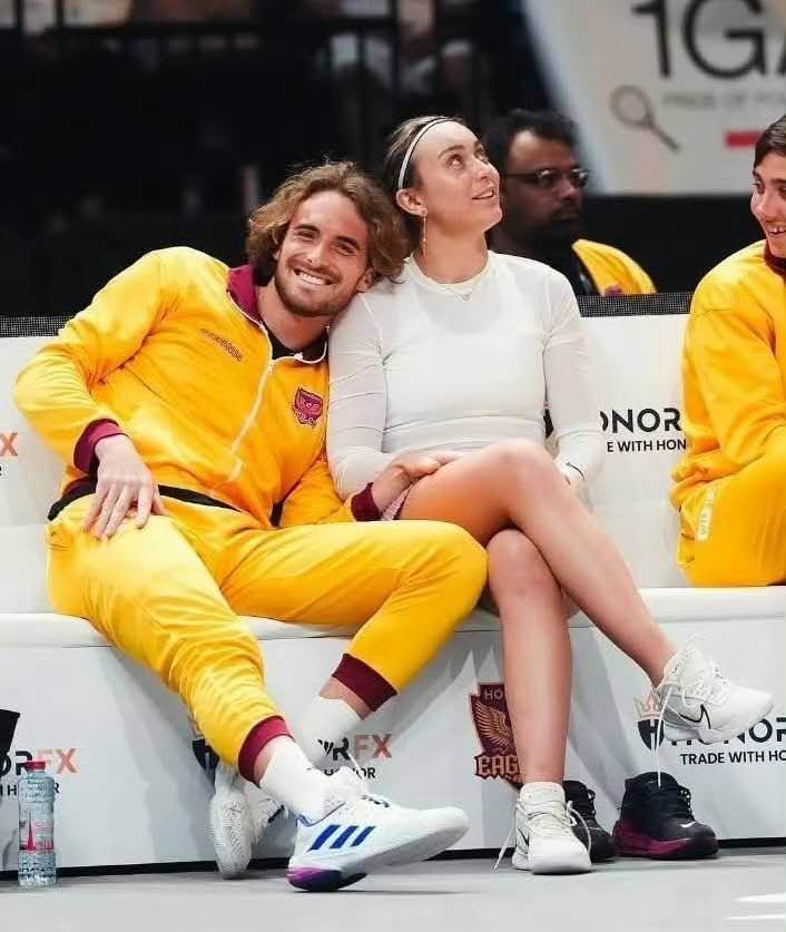 包含年终总决赛绝杀联合杯，西西帕斯状态火热的词条