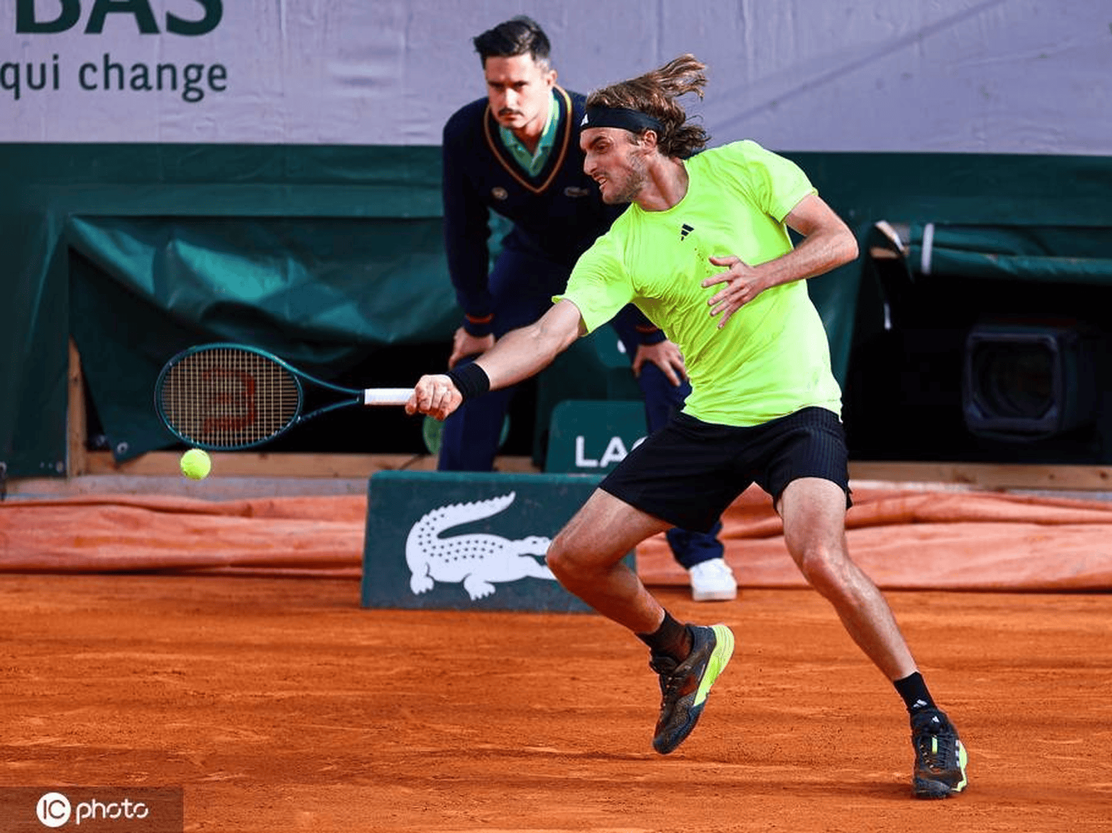 包含年终总决赛绝杀联合杯，西西帕斯状态火热的词条