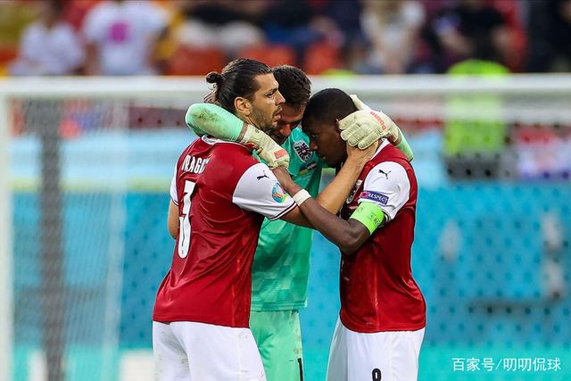 日本队轻取奥地利队，奥恰洛夫惊艳四座的简单介绍