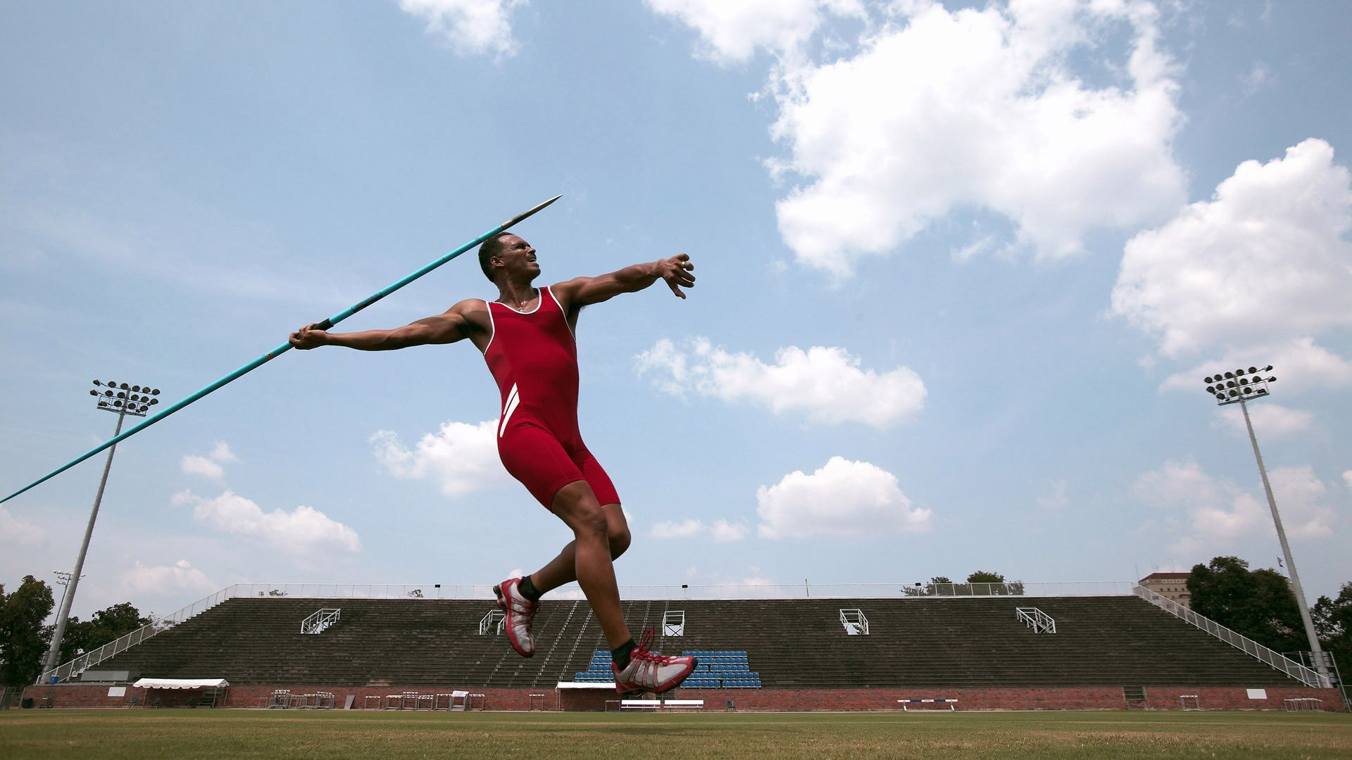 小贾伦导演节奏风暴,上海队末节狂飙一波流带走太阳